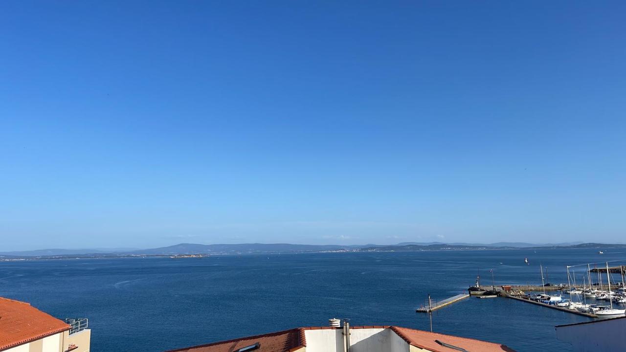 Playa Y Ciudad. Appartement Ribeira Buitenkant foto